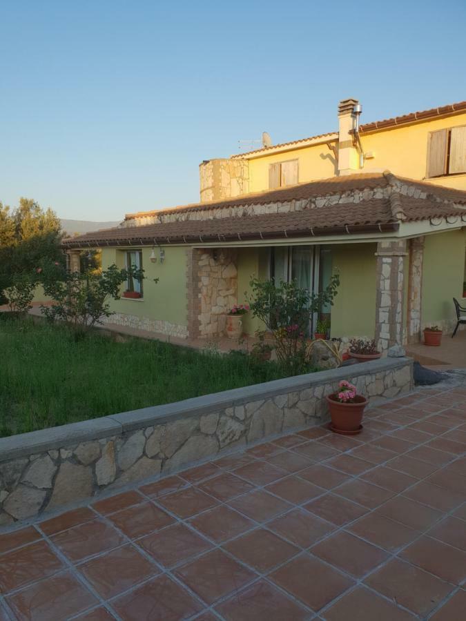 Villa Renzo E Lucia Sant Isidoro  Экстерьер фото